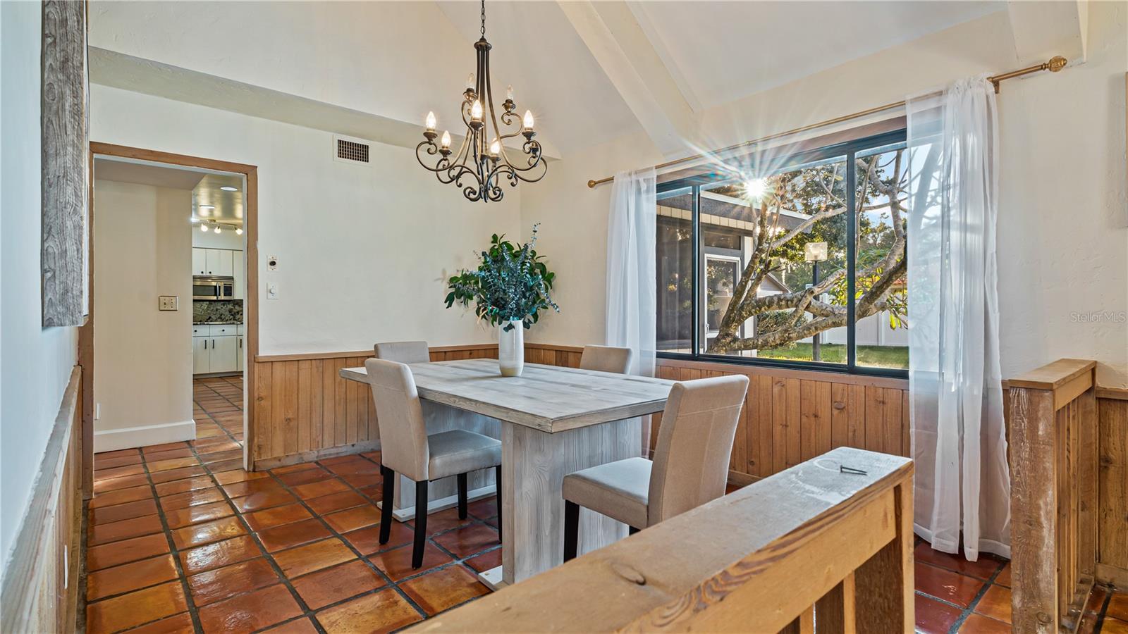 CYPRESS POINT - Residential