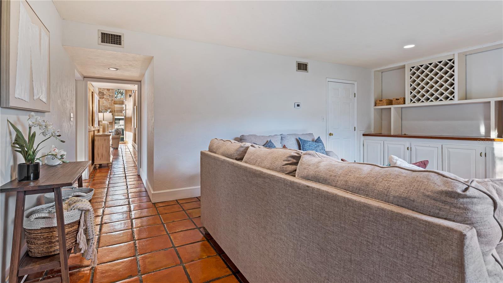 CYPRESS POINT - Residential