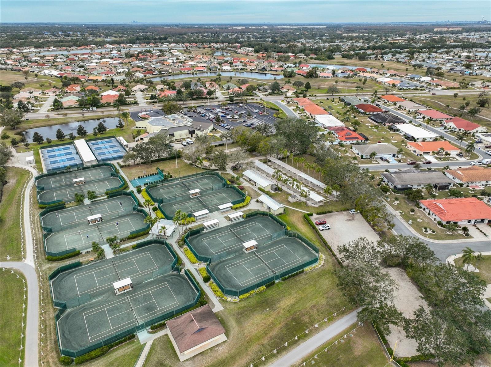 DEL WEBBS SUN CITY FLORIDA UN - Residential