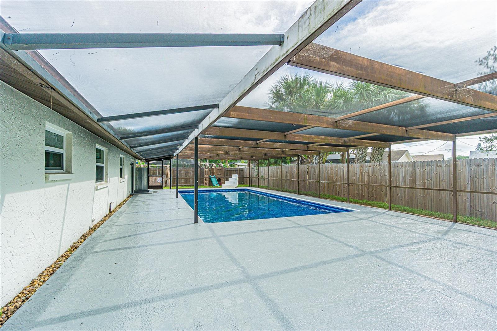 APOLLO BEACH UNIT TWO - Residential Lease