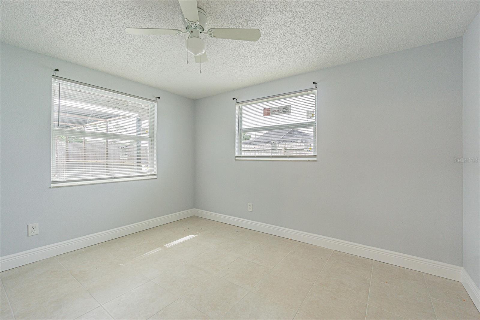 APOLLO BEACH UNIT TWO - Residential Lease