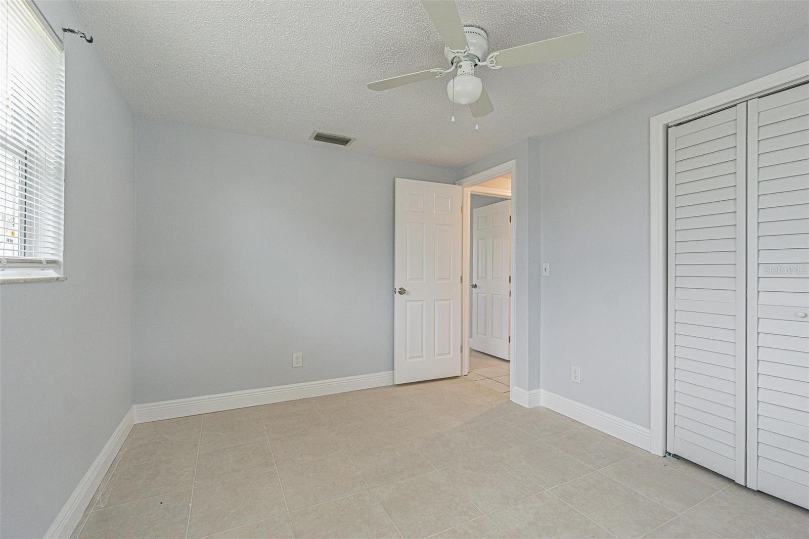 APOLLO BEACH UNIT TWO - Residential Lease