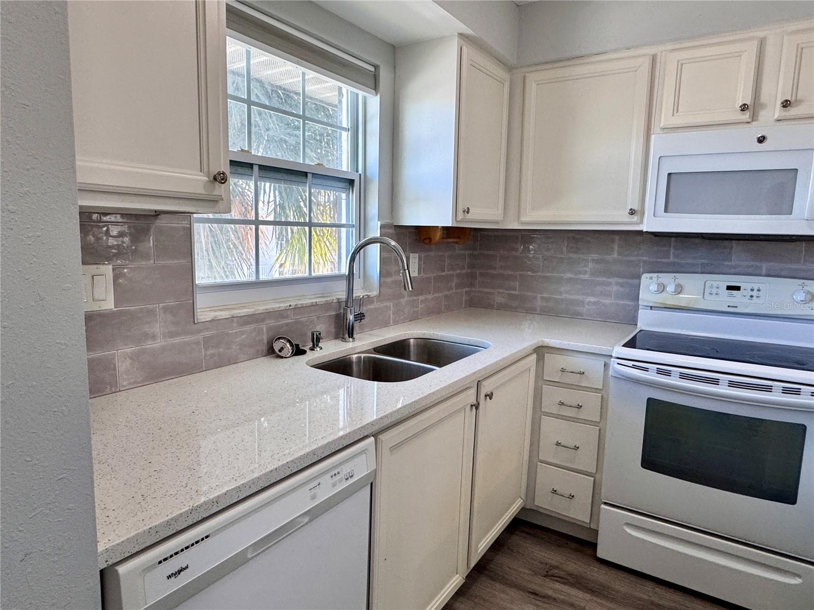 BURGUNDY UNIT TWO - Residential