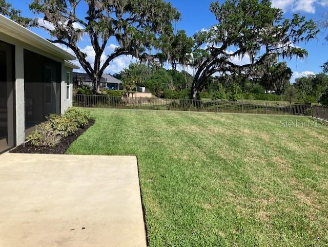 VILLAGES/SOUTHERN OAKS UN 124 - Residential