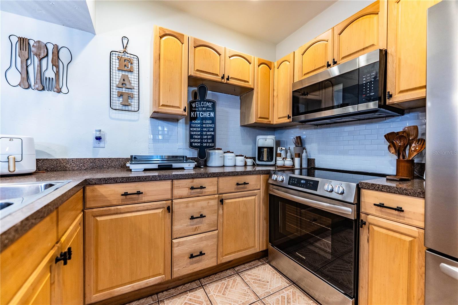 GRENELEFE ABBEY COURT CONDO - Residential