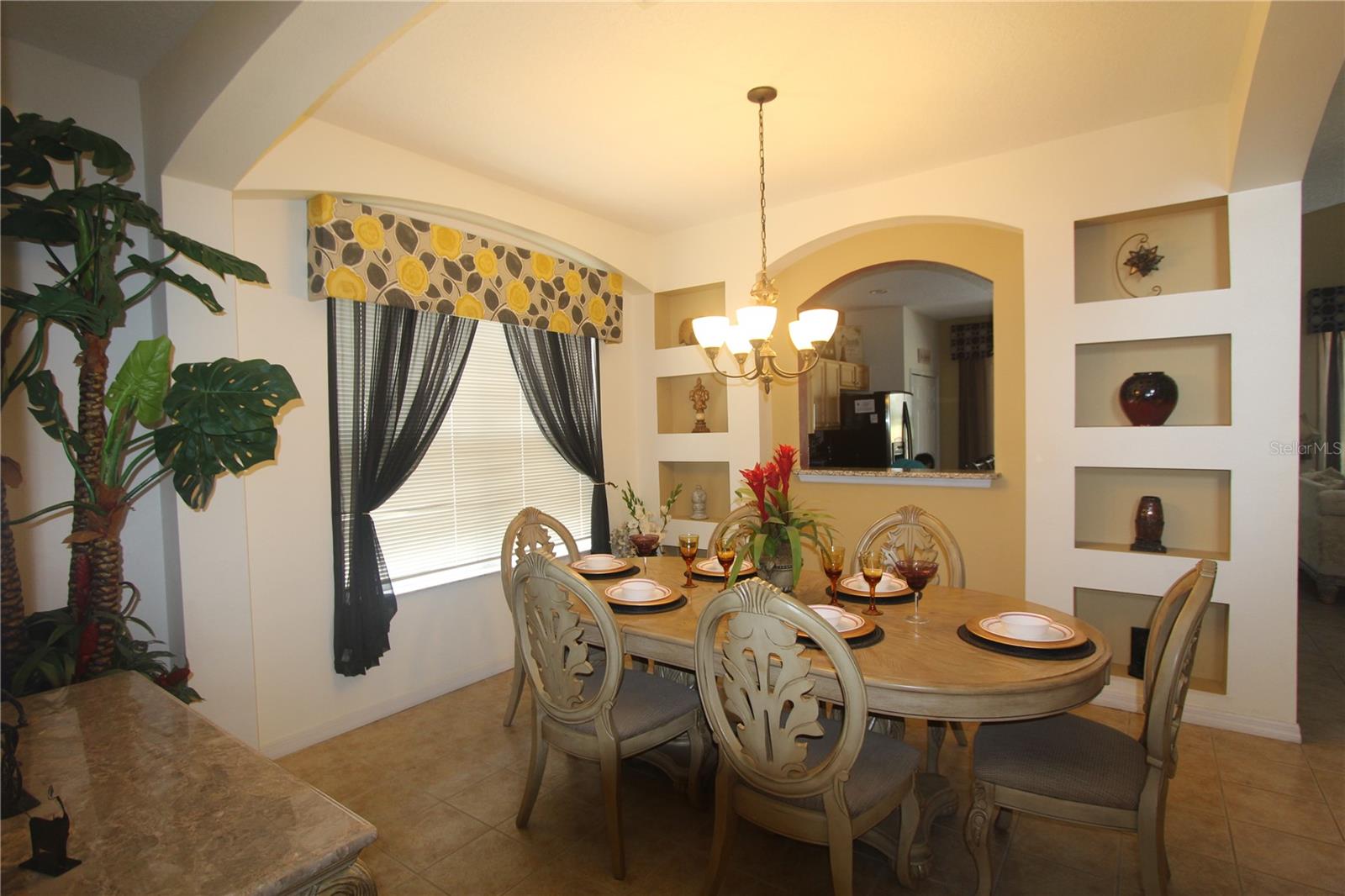 EMERALD ISLAND RESORT PH 1 - Residential