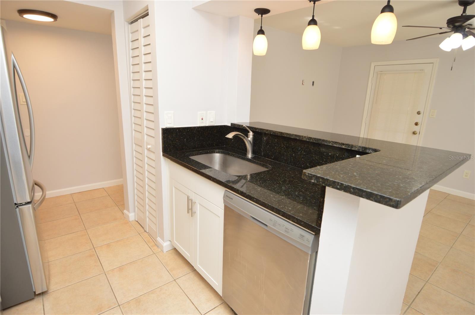 THE GRAND RESERVE CONDO - Residential