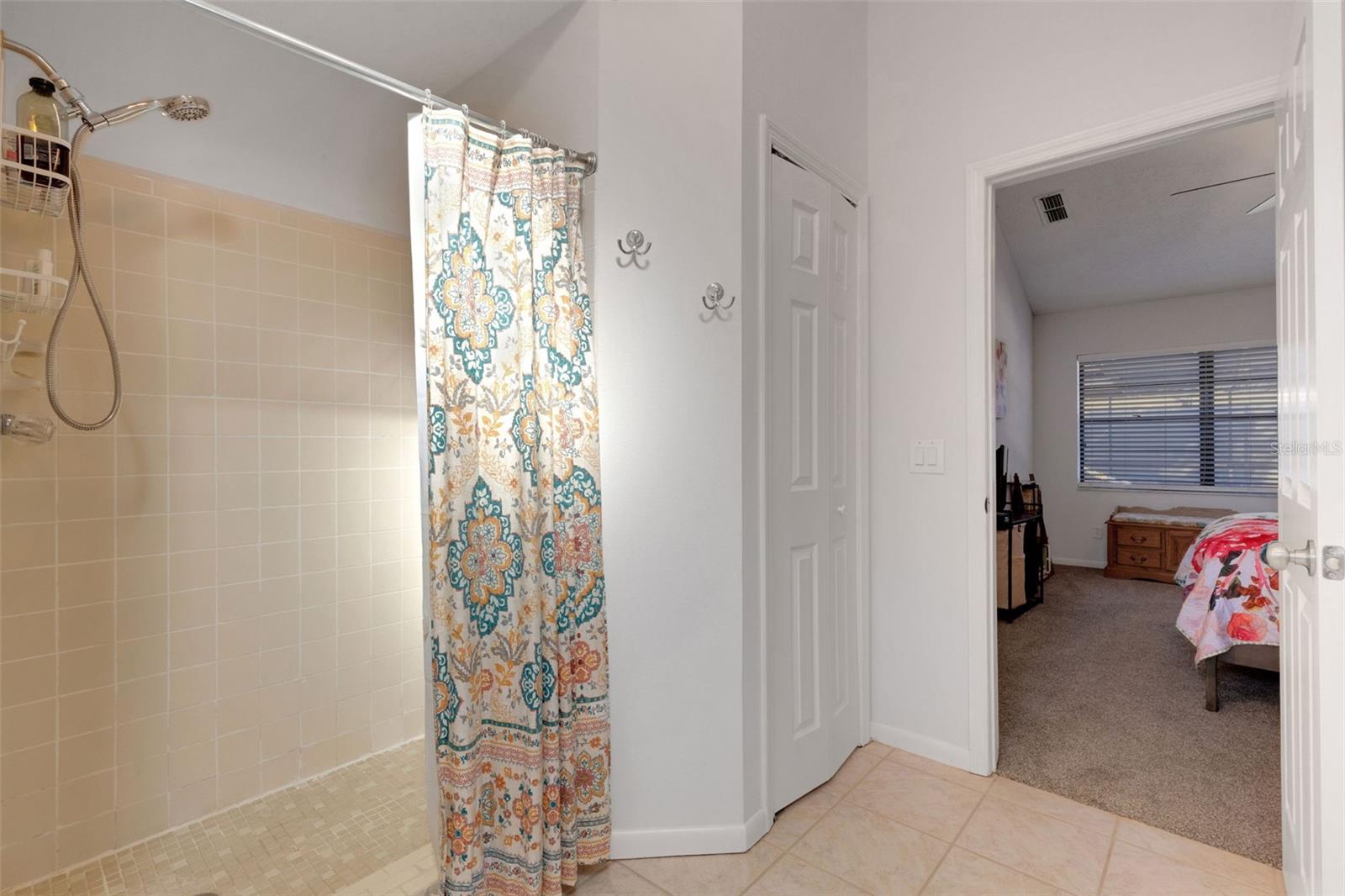 BLOOMINGDALE SEC W - Residential