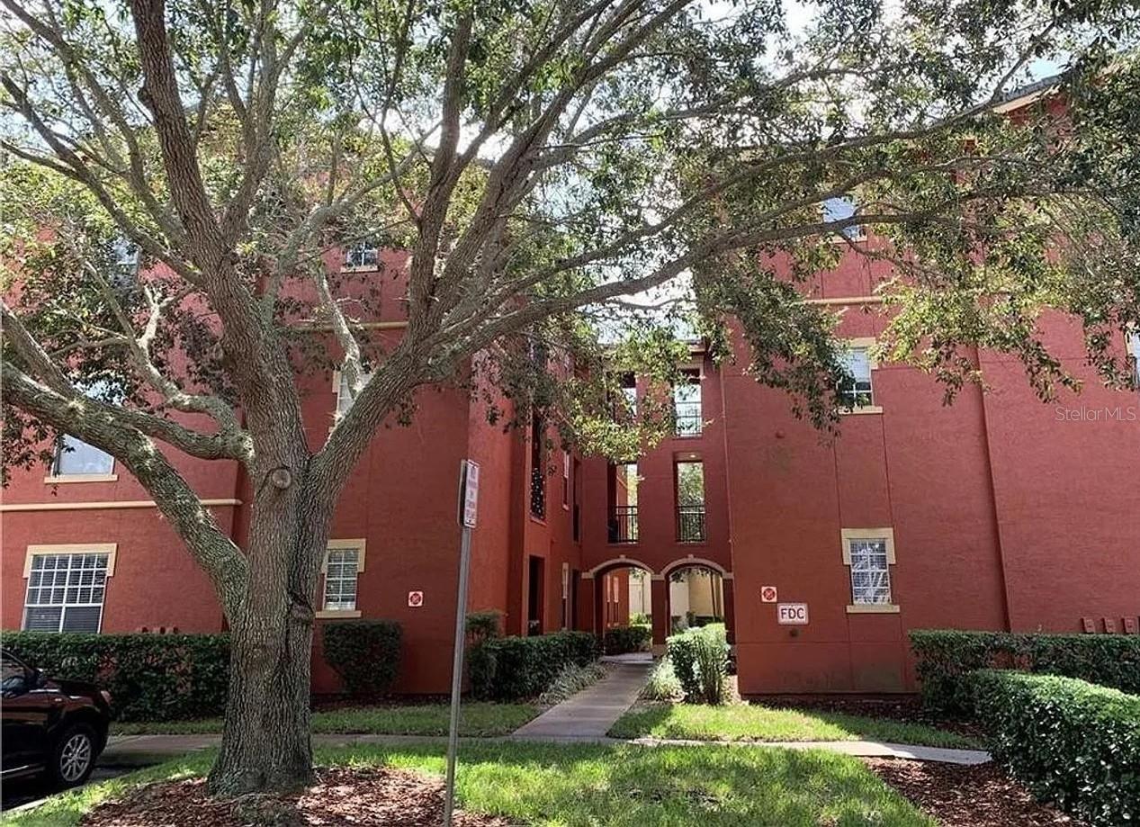 NOTTING HILL A CONDO - Residential Lease
