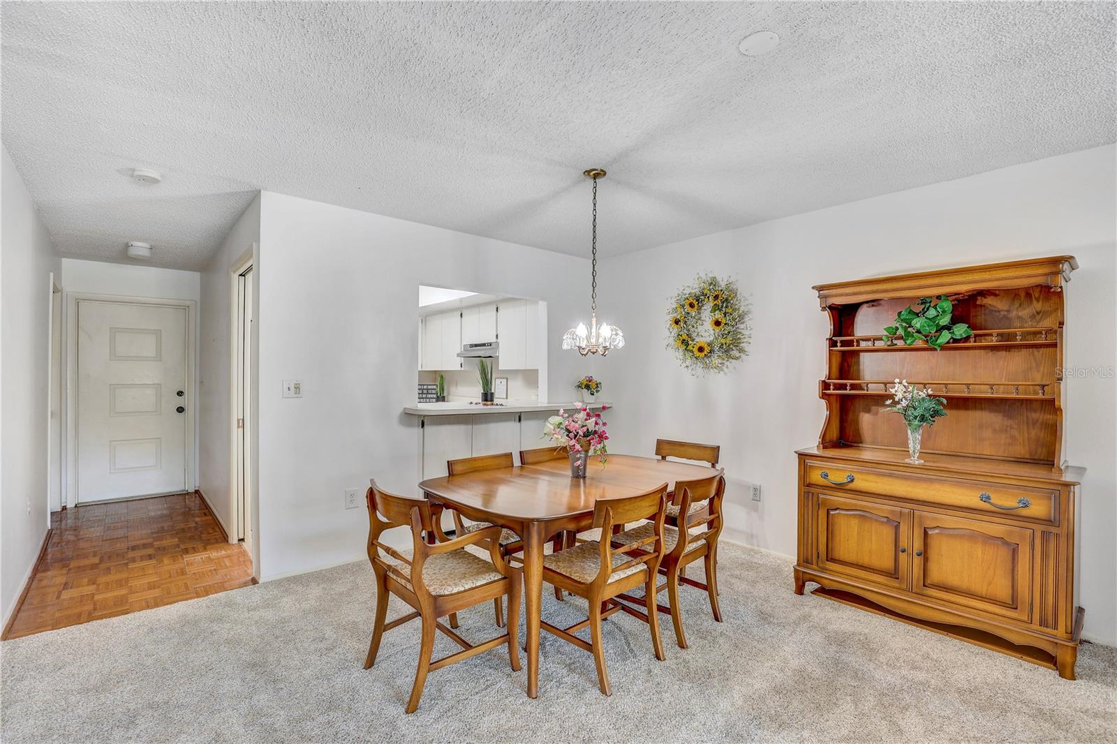 WESTBAY POINT & MOORINGS - Residential