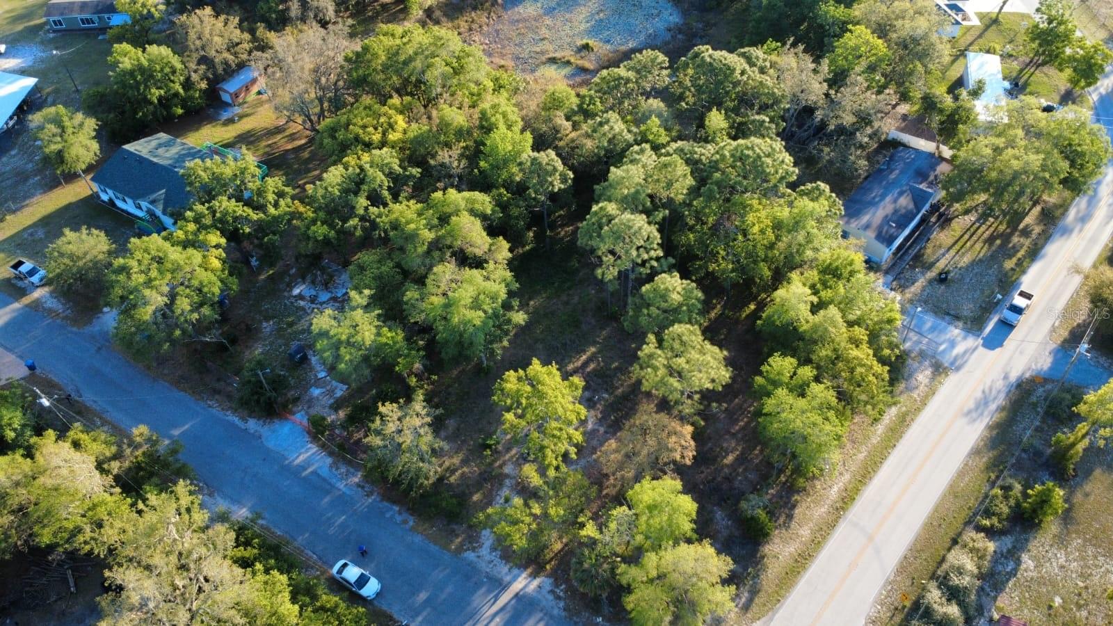 HIGHLAND LAKES - Land