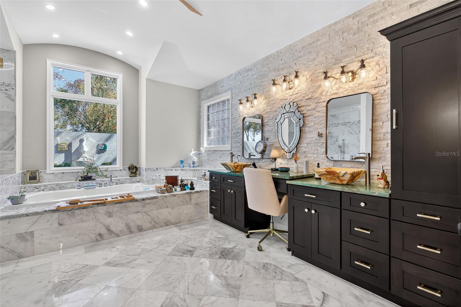 HAMMOCK DUNES - Residential