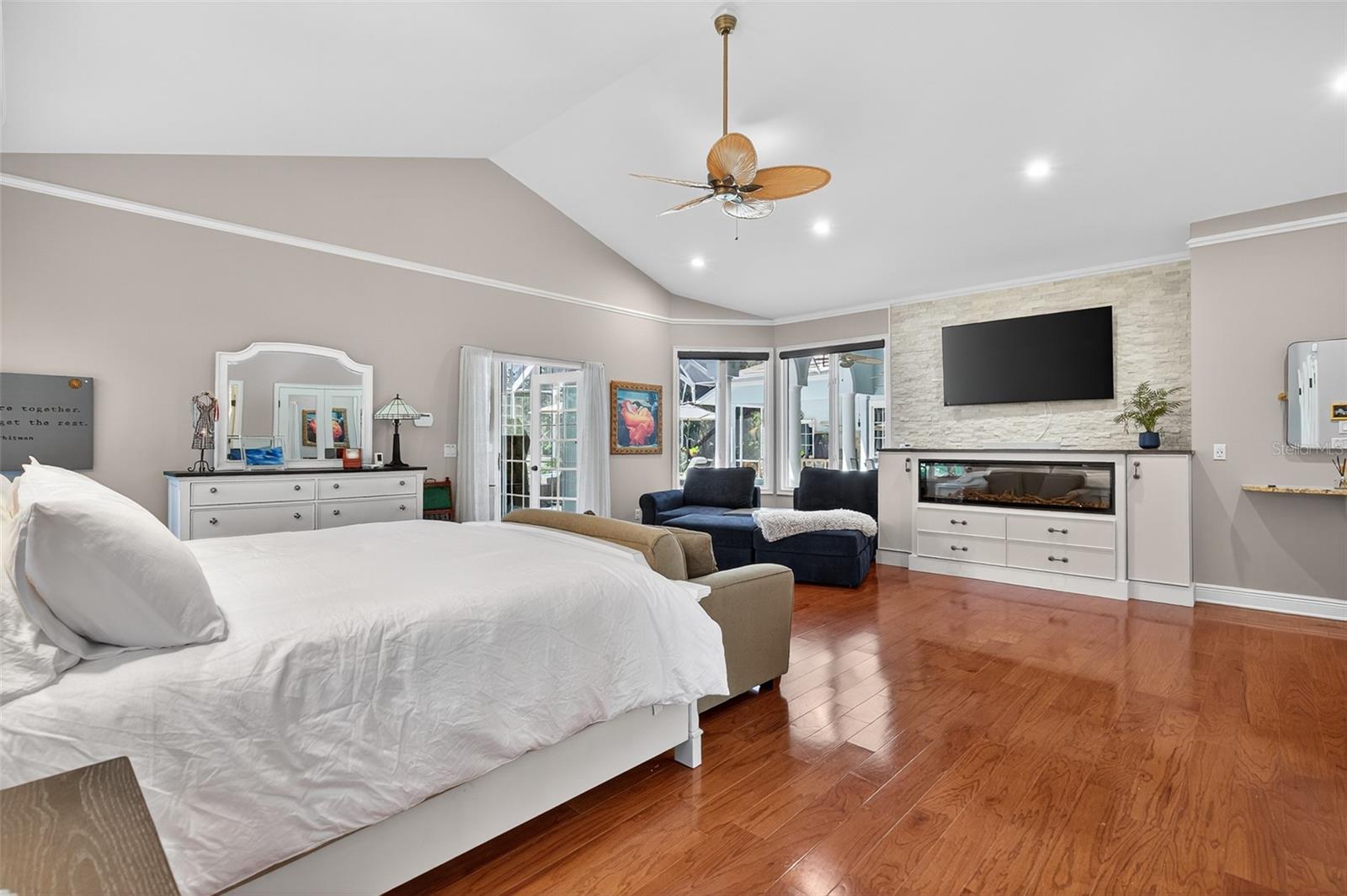 HAMMOCK DUNES - Residential