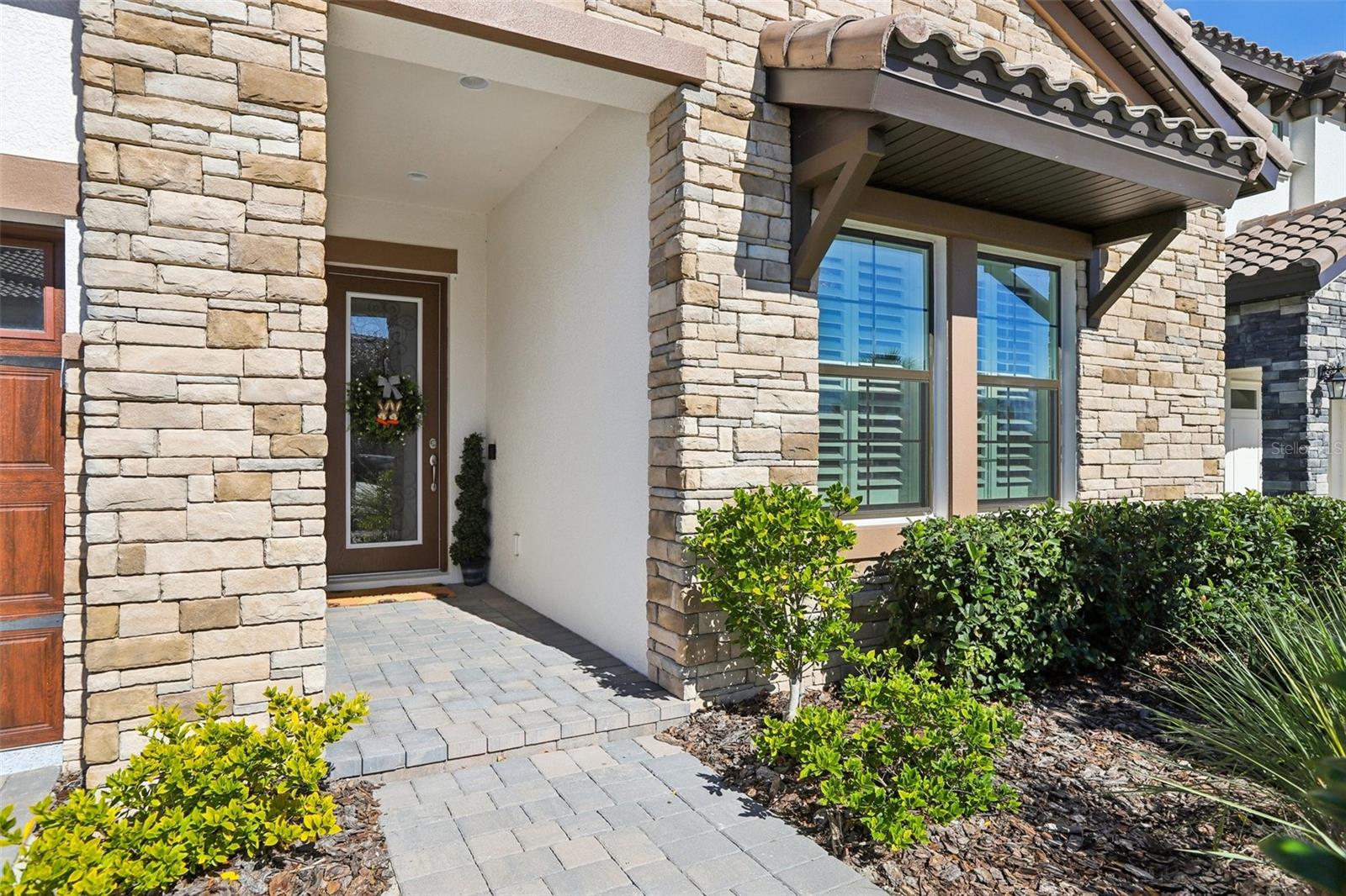 11263 RUSTIC TIMBER LOOP