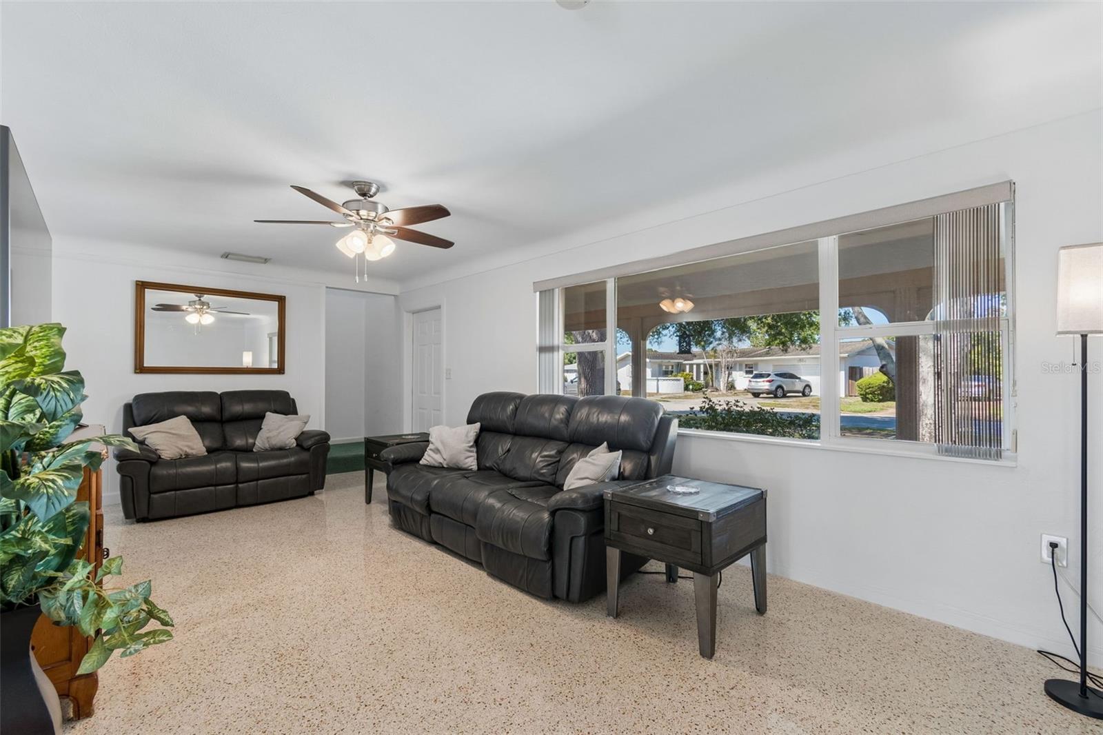 SHERYL MANOR - Residential
