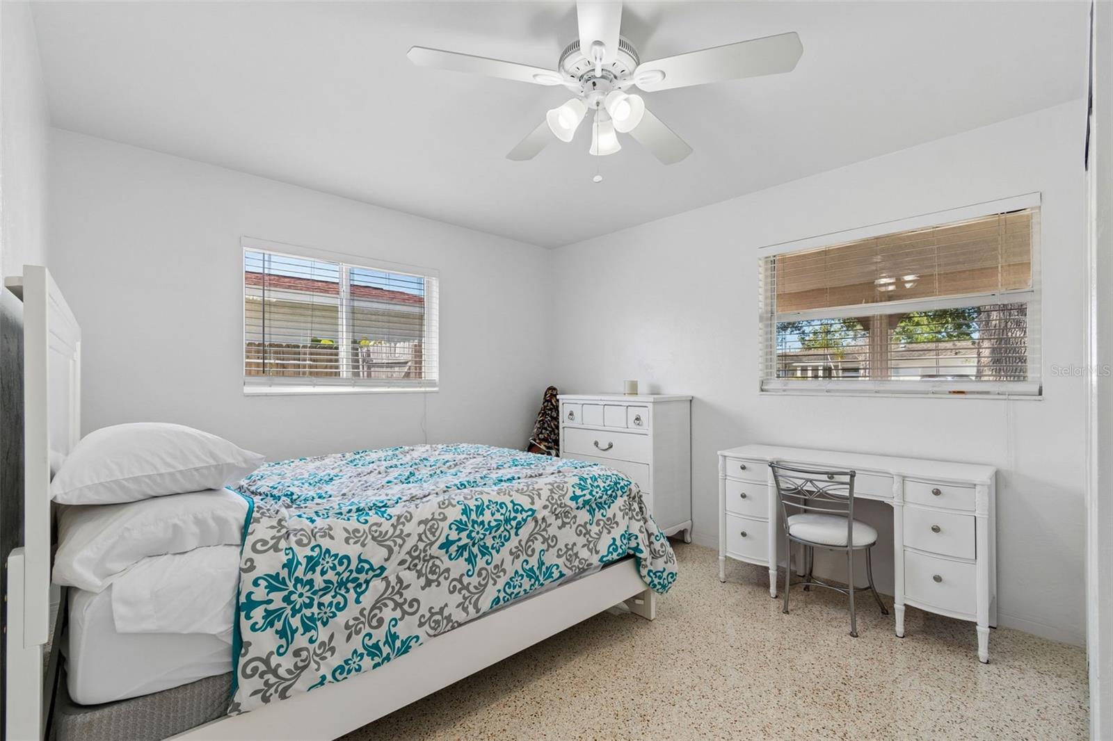 SHERYL MANOR - Residential