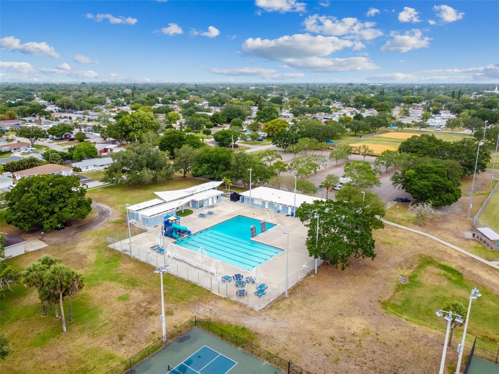 SHERYL MANOR - Residential