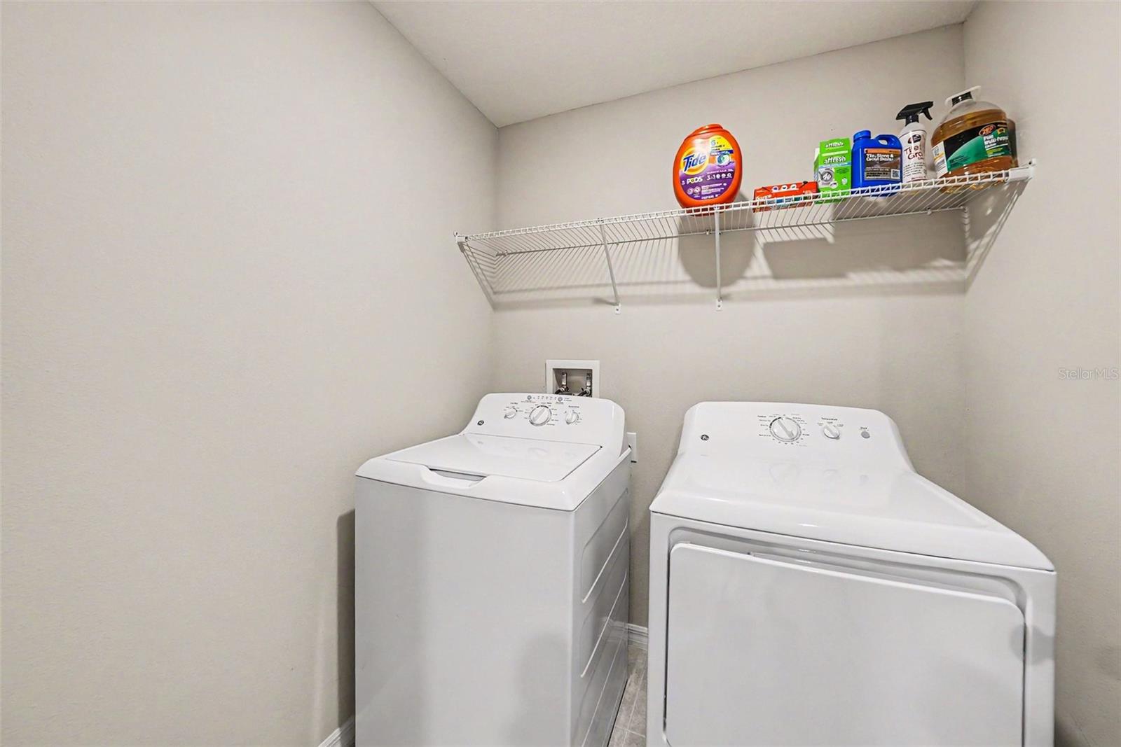 VENTANA GRVS PH 3 & CONE GROVE R - Residential