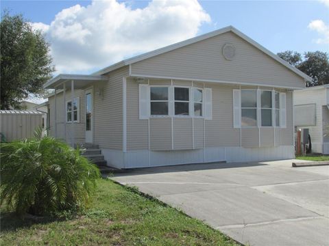 Photo of 108 Silversides Street, Lake Wales, FL 33898 (MLS # K4903085)