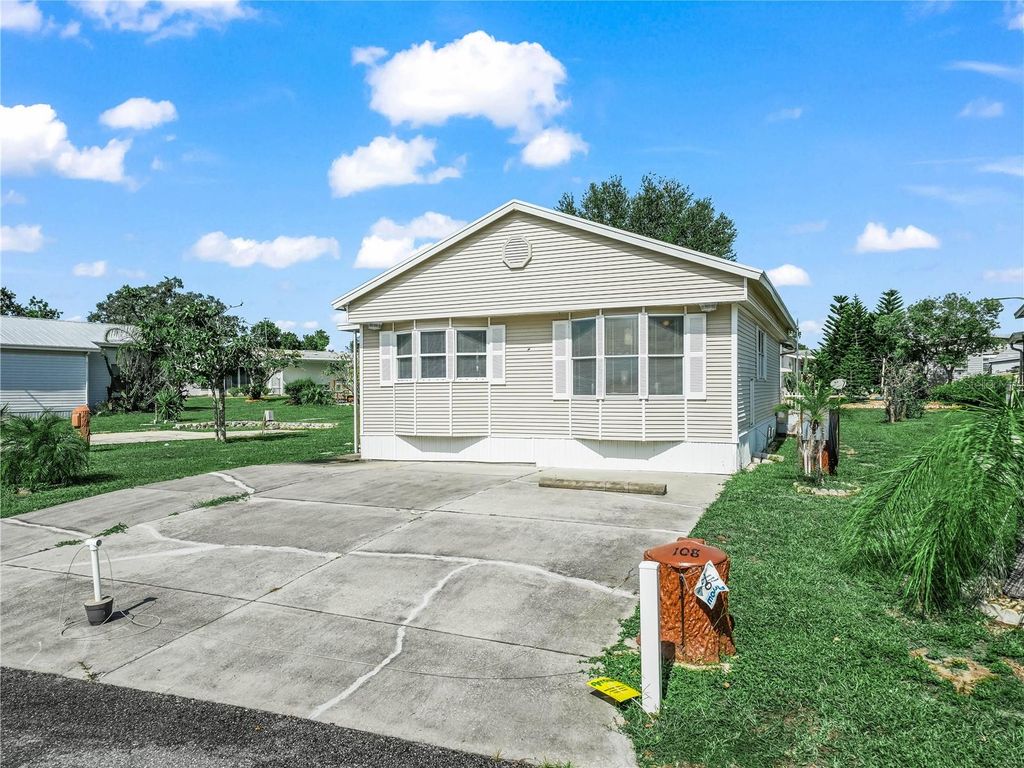 Photo of 108 Silversides Street, Lake Wales, FL 33898 (MLS # K4903085)