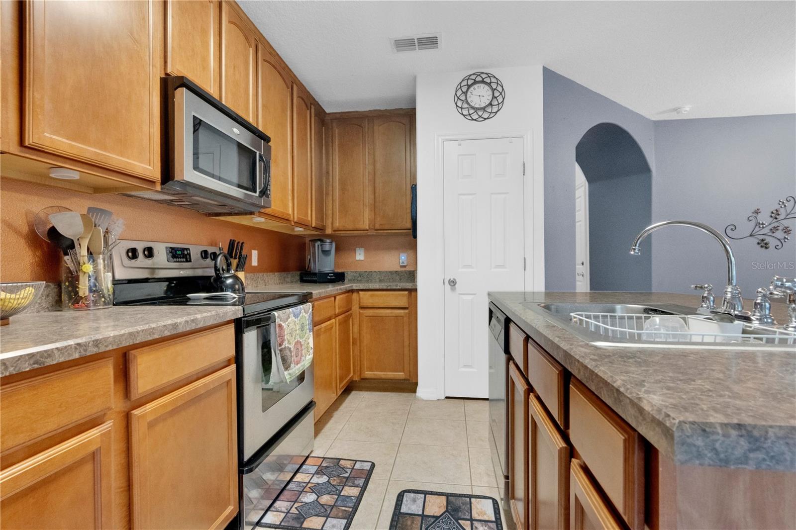 6067 APOLLOS CORNER WAY