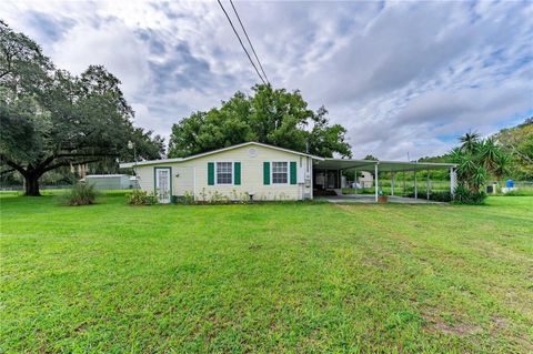 A home in WESLEY CHAPEL