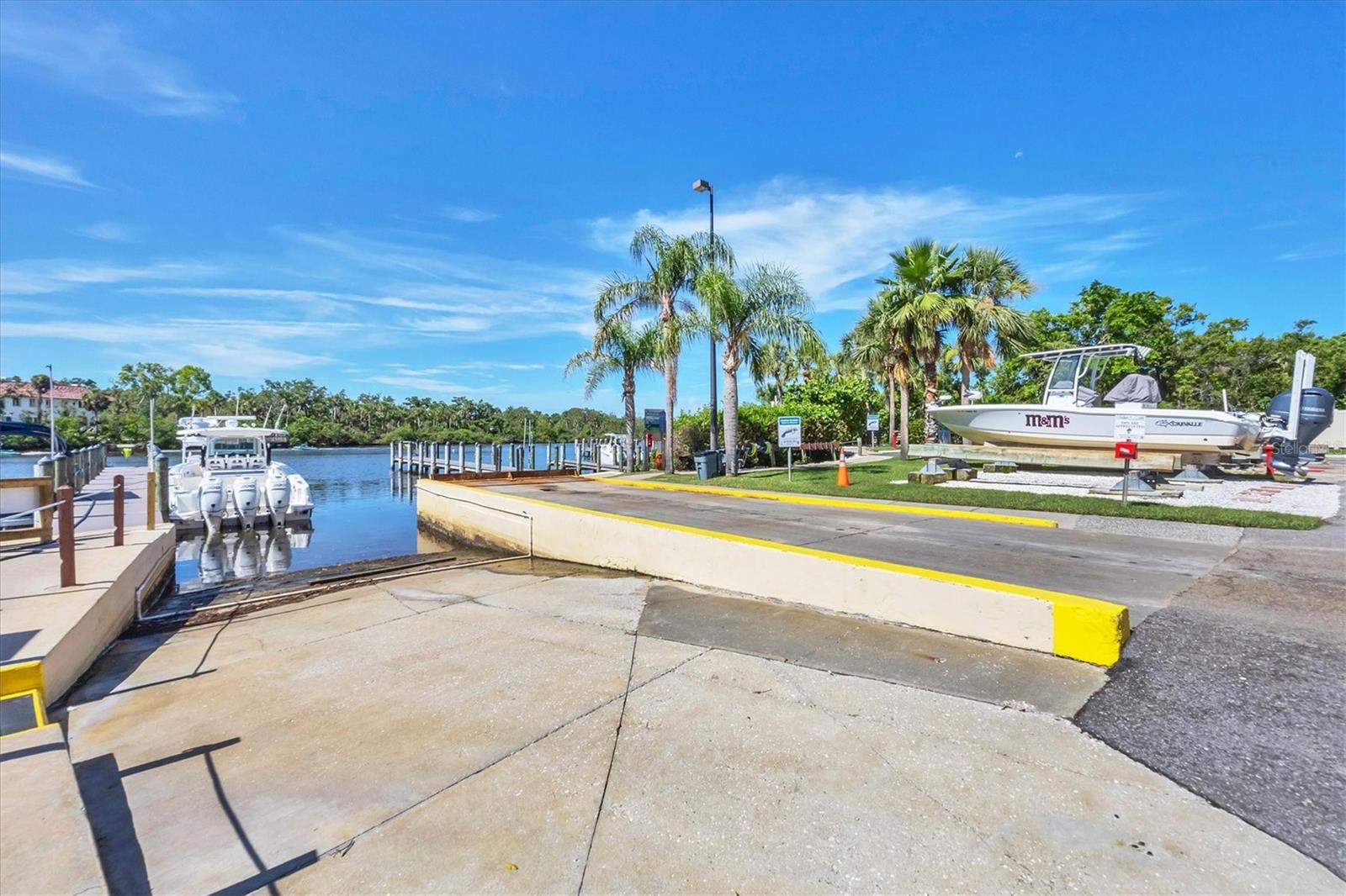 PHILLIPPI HARBOR CLUB - Residential