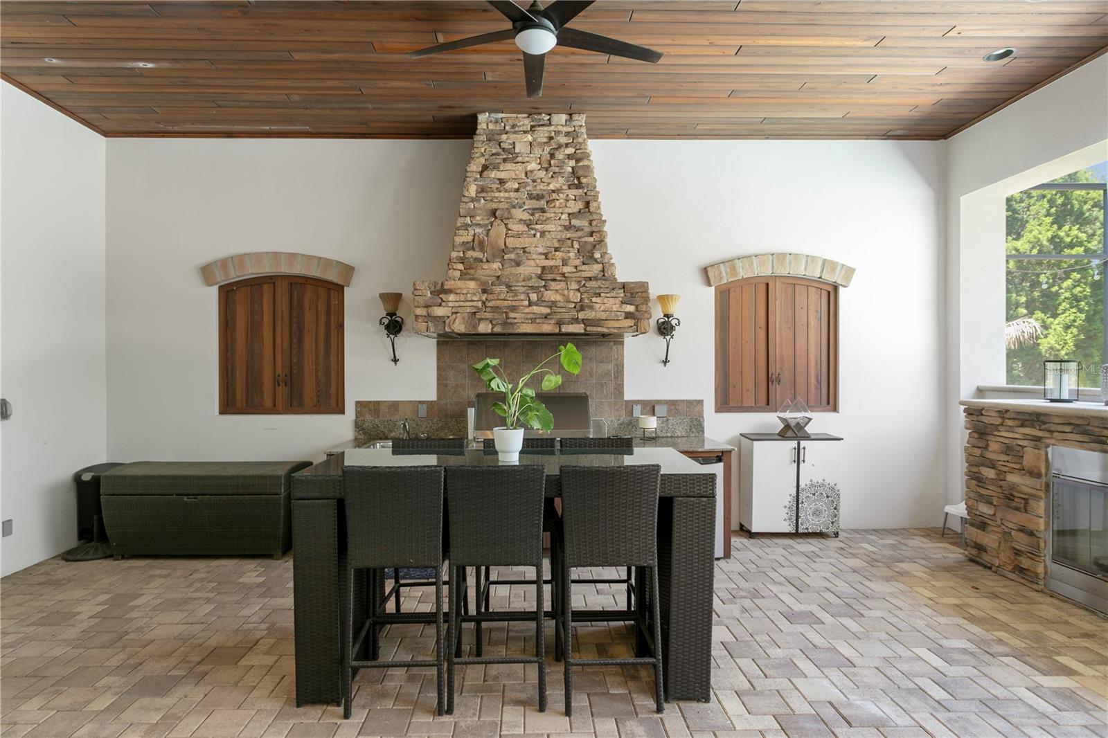 FISHHAWK RANCH - Residential