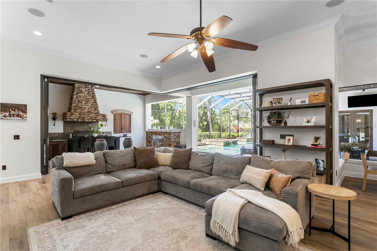 FISHHAWK RANCH - Residential