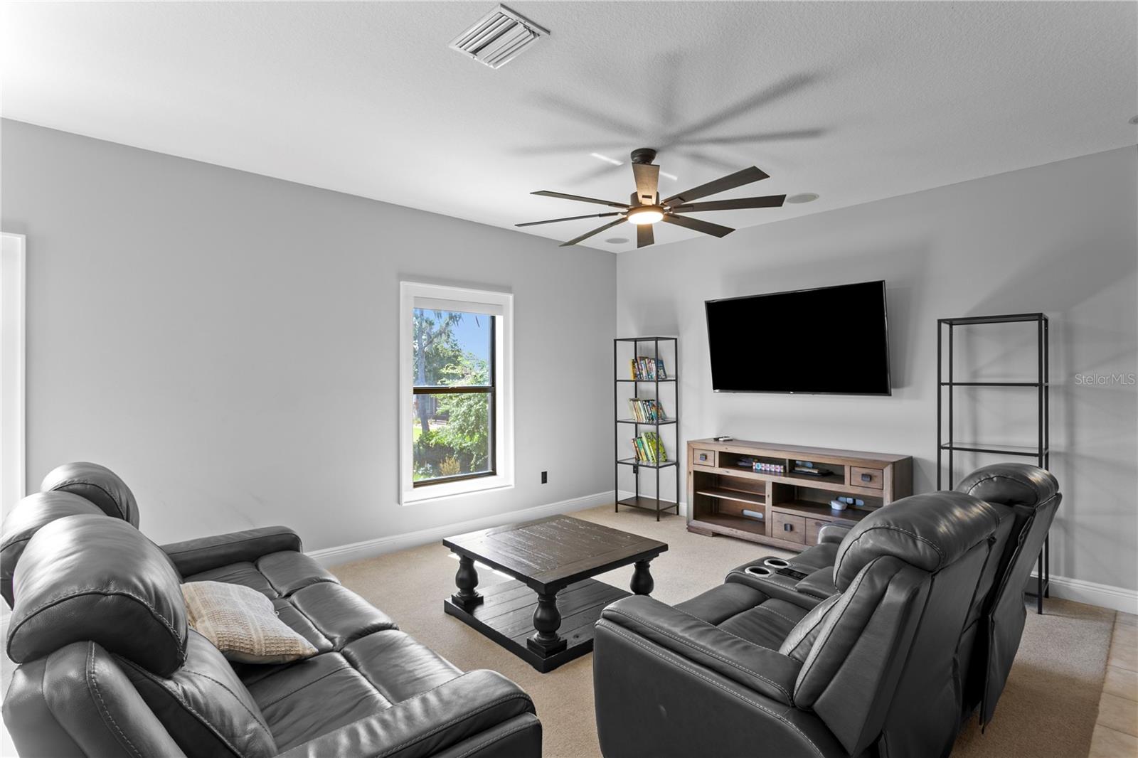 FISHHAWK RANCH - Residential