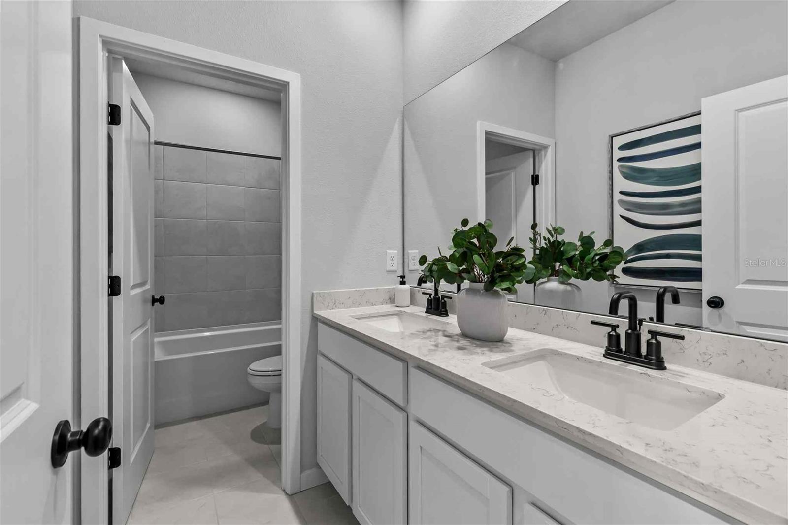 RESERVE EAST - Residential