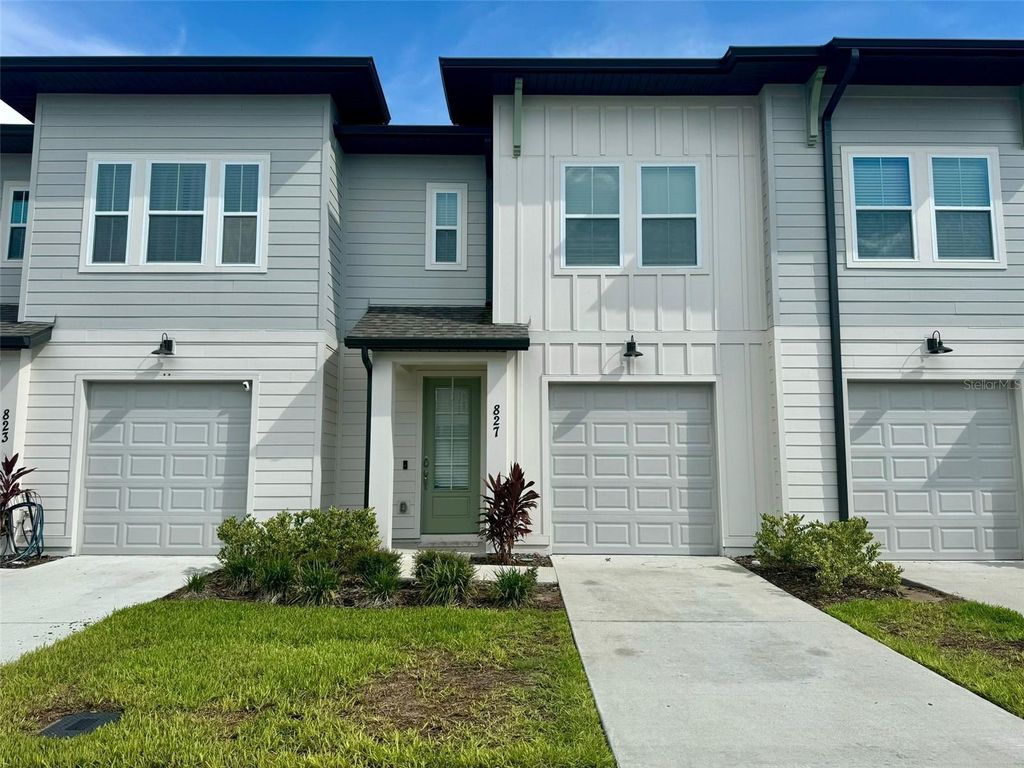Photo of 827 Longboat Drive, Davenport, FL 33896 (MLS # S5136812)