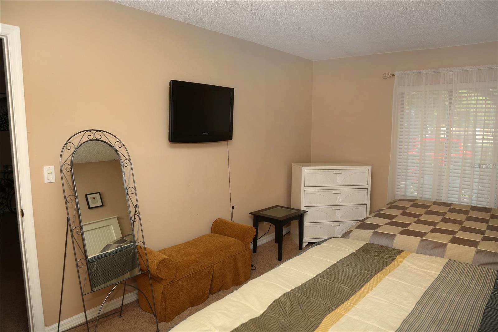CLUB AT ORLANDO PH 08 - Residential Lease