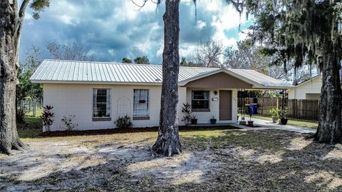 A home in SEBRING