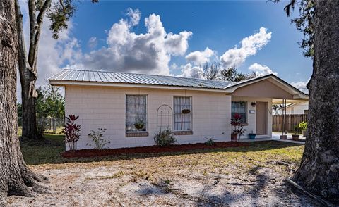 A home in SEBRING