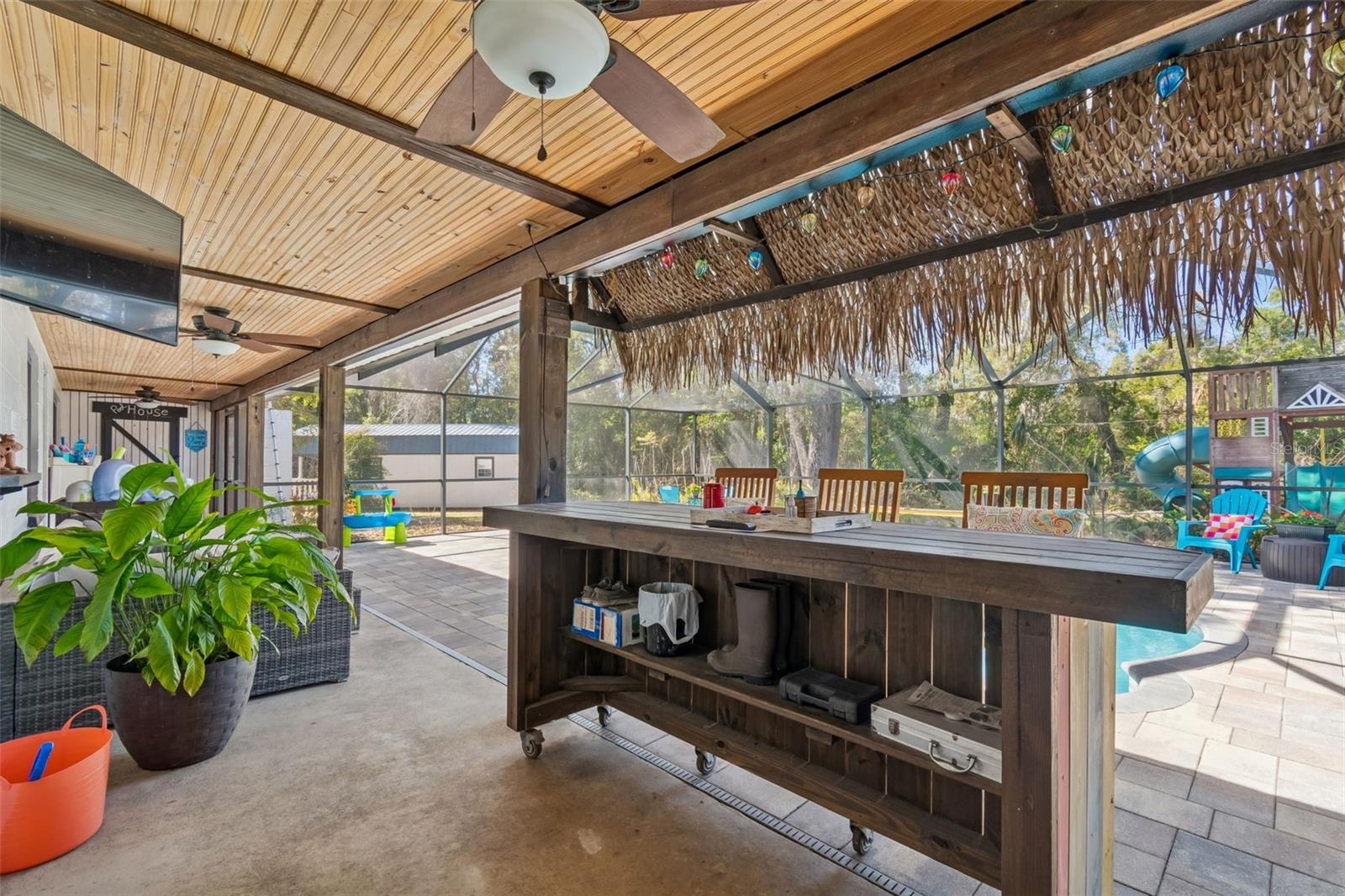 MILLS ESTATES - Residential