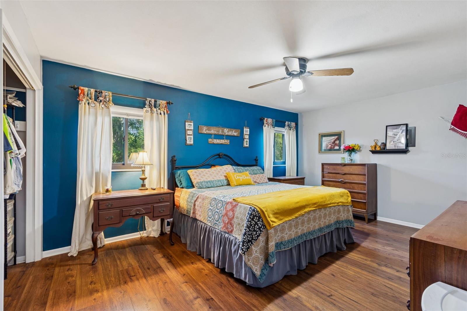 MILLS ESTATES - Residential