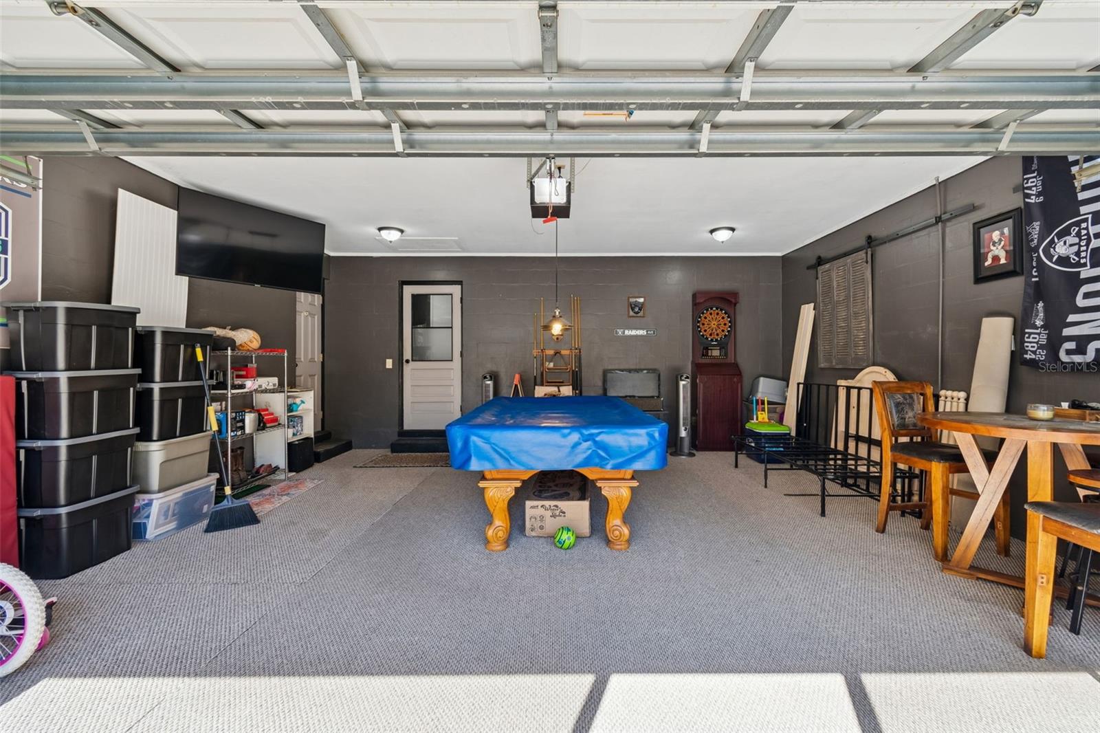 MILLS ESTATES - Residential