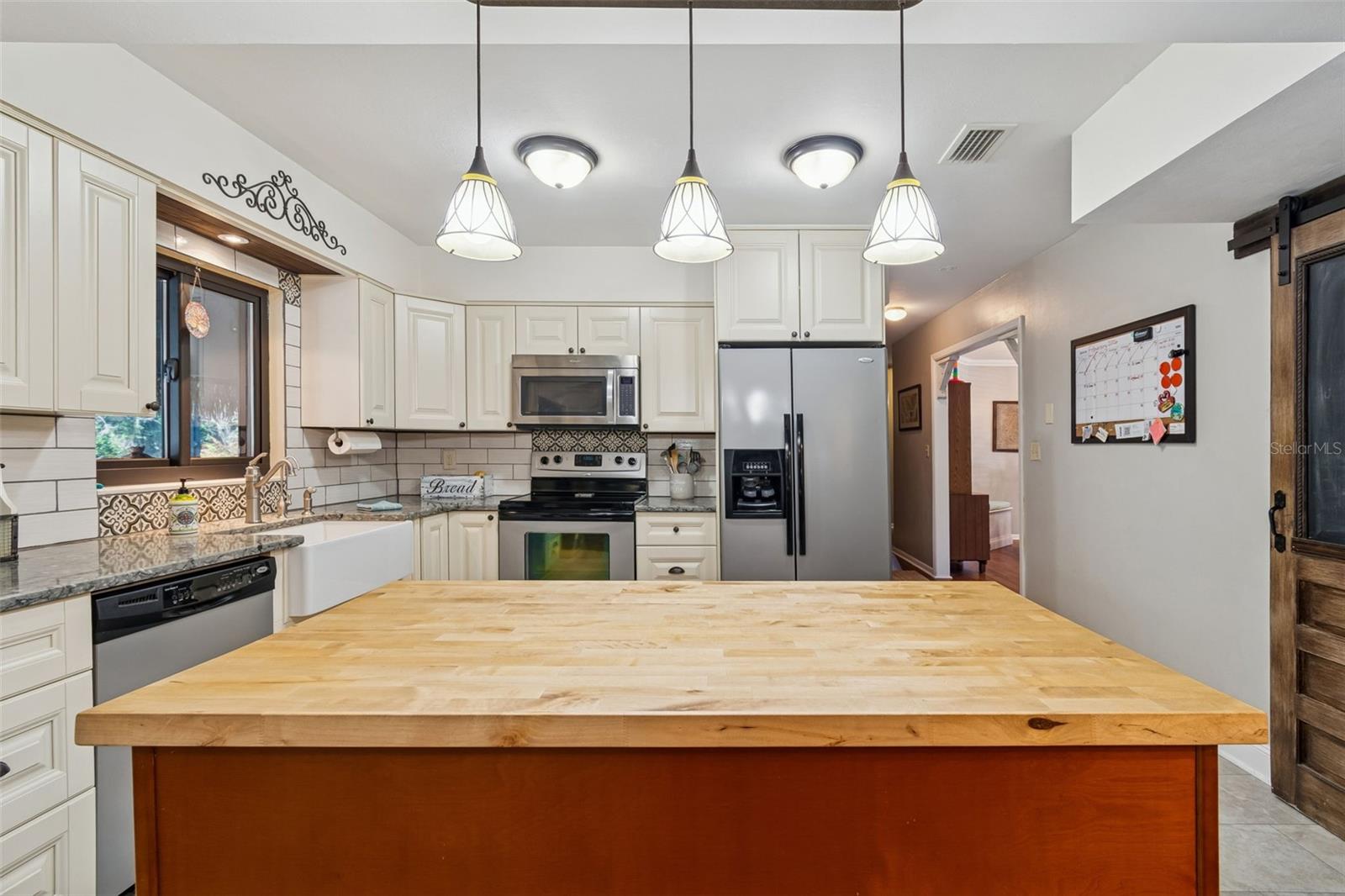 MILLS ESTATES - Residential