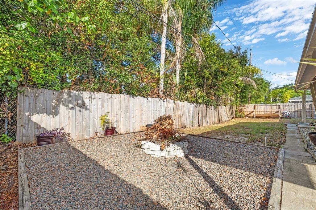 RIDGEWOOD GROVES - Residential