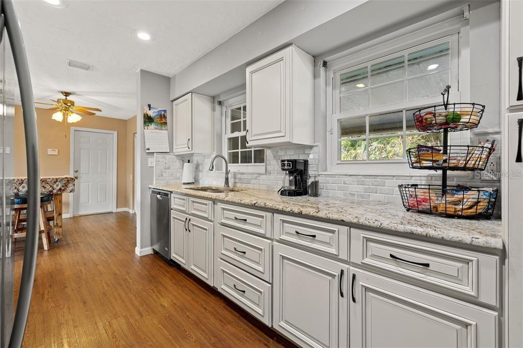 RIDGEWOOD GROVES - Residential