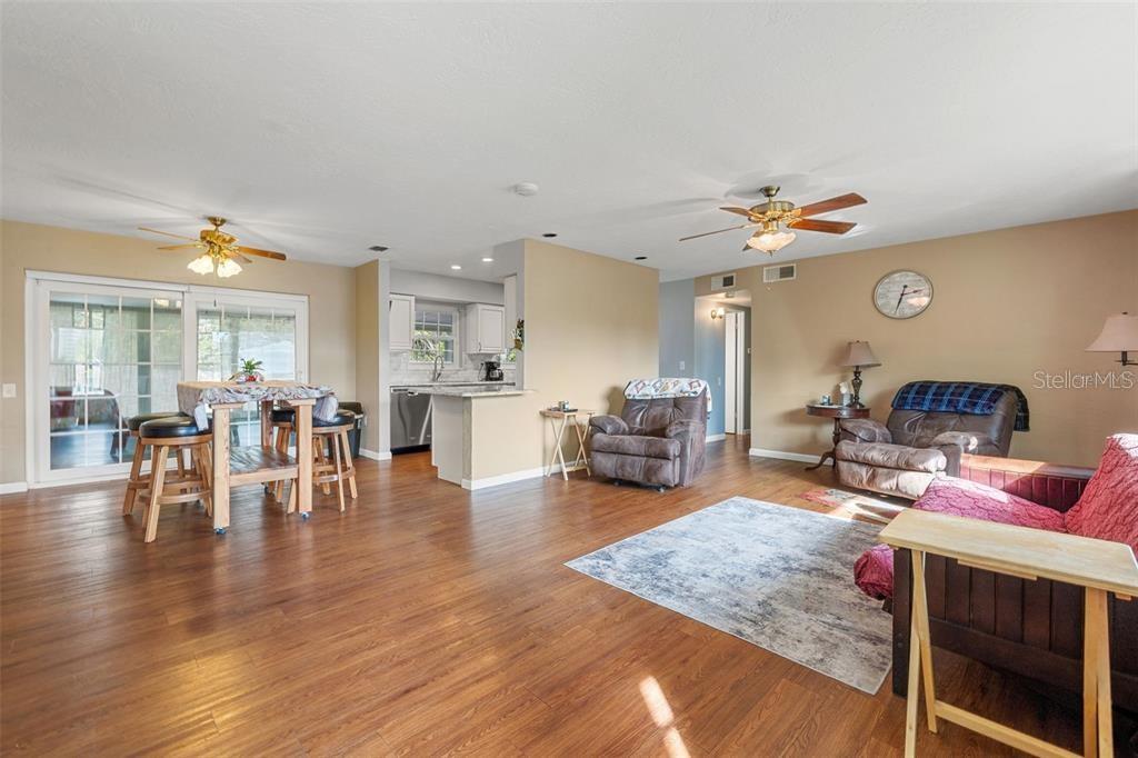 RIDGEWOOD GROVES - Residential