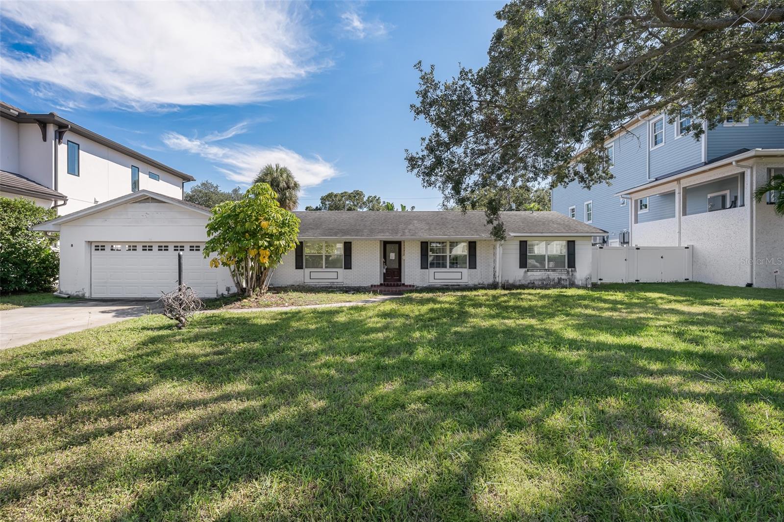 5008 S SUNSET BOULEVARD