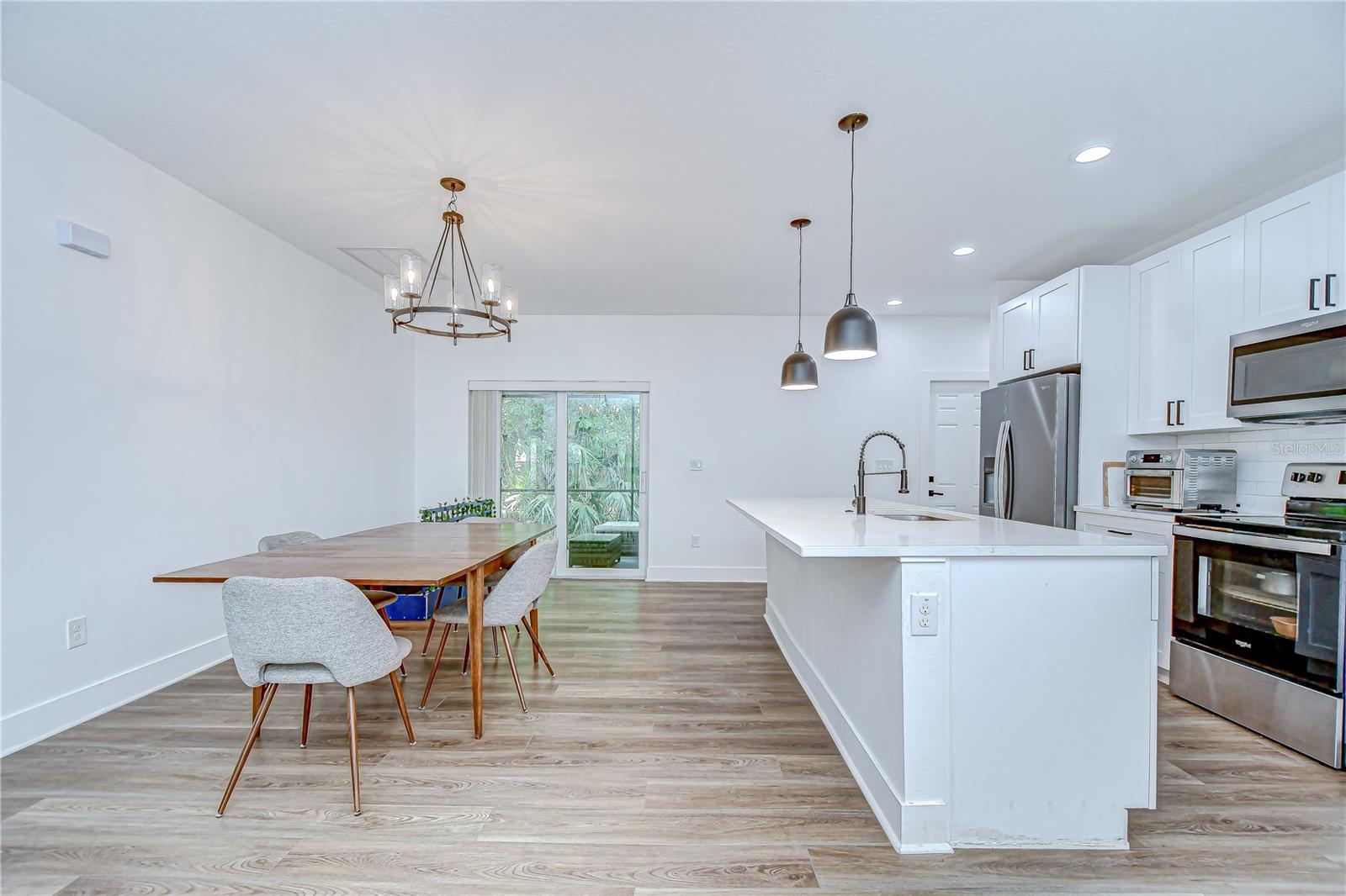 VINSETTA PARK ANNEX - Residential Lease