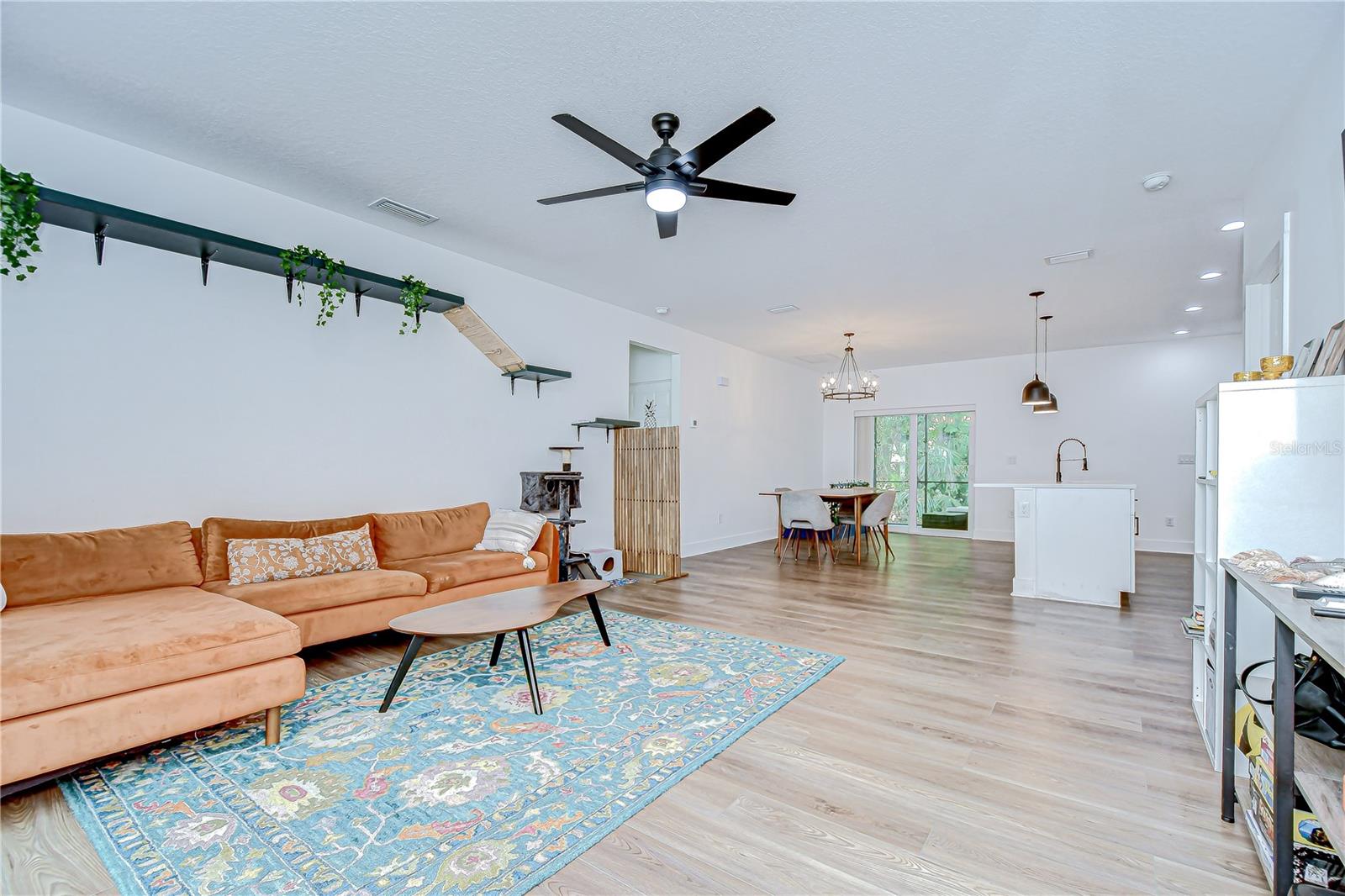 VINSETTA PARK ANNEX - Residential Lease