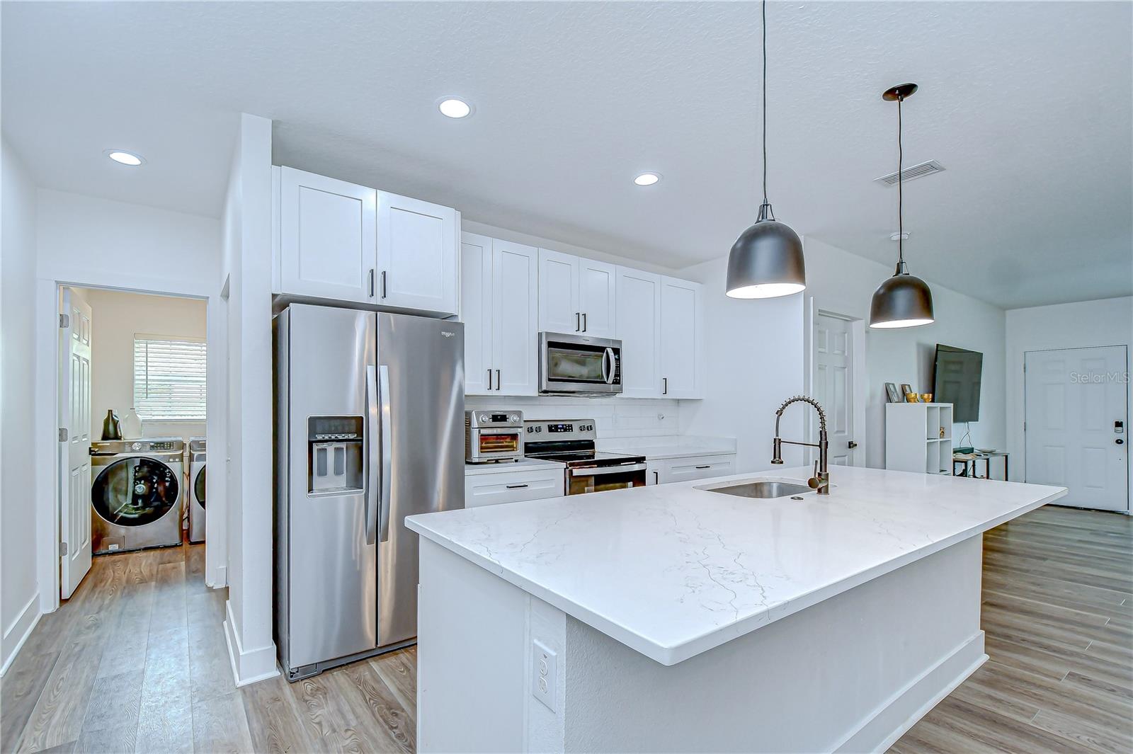 VINSETTA PARK ANNEX - Residential Lease