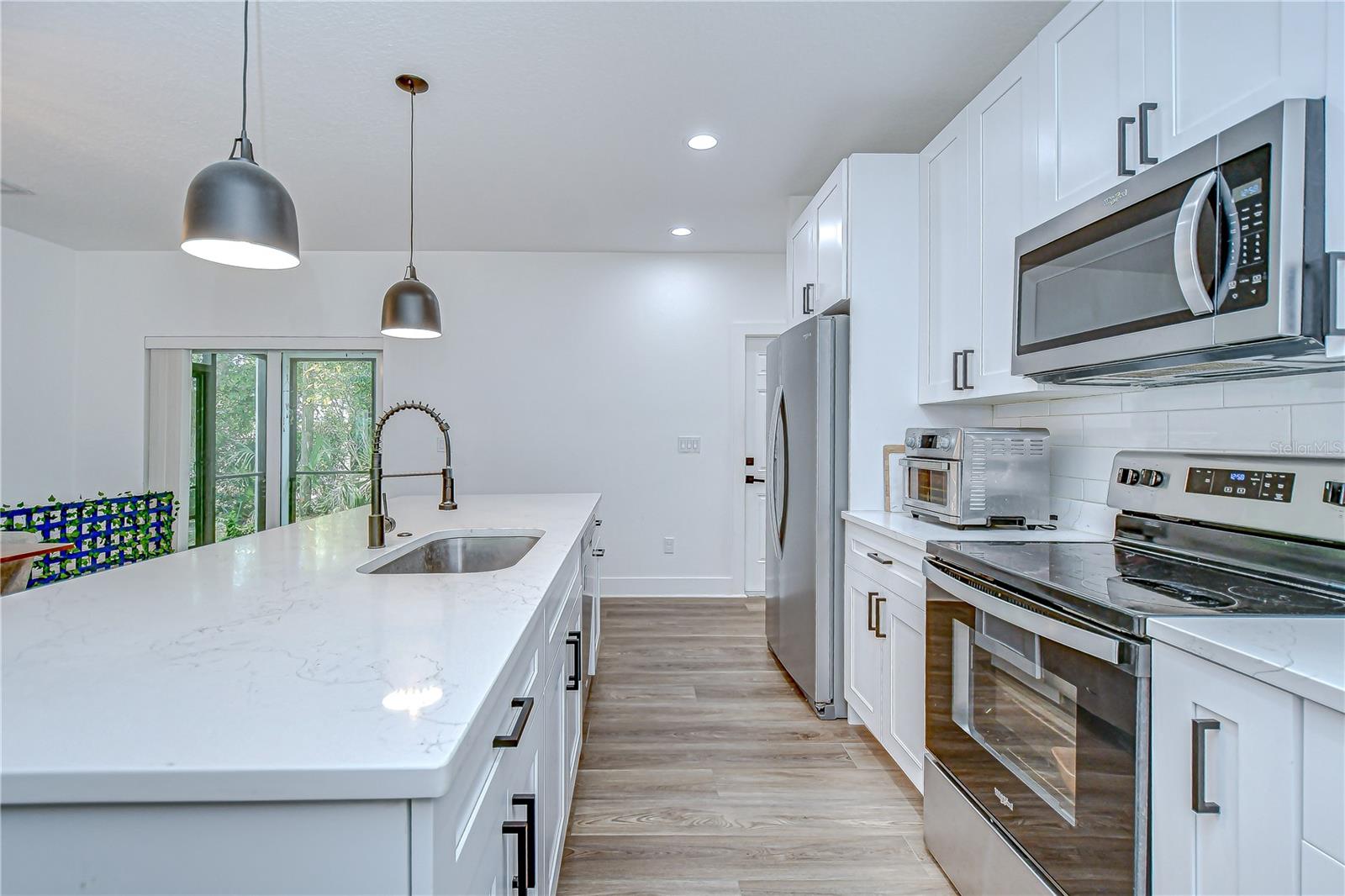 VINSETTA PARK ANNEX - Residential Lease