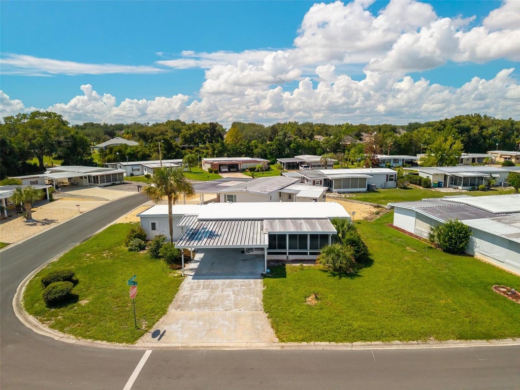 Photo of 709 Bengal Avenue, Tavares, FL 32778 (MLS # G5118078)