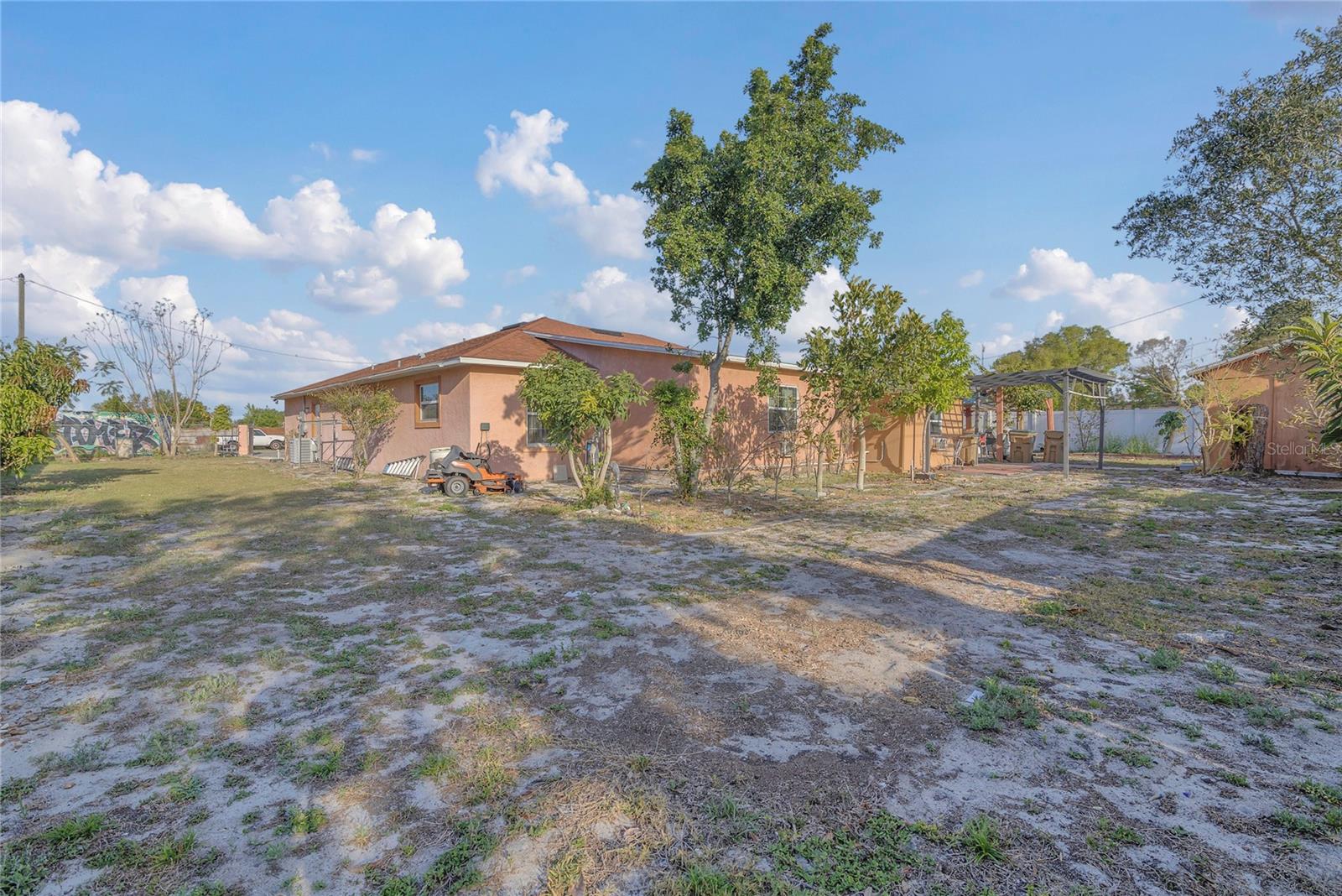 910 RICH DRIVE