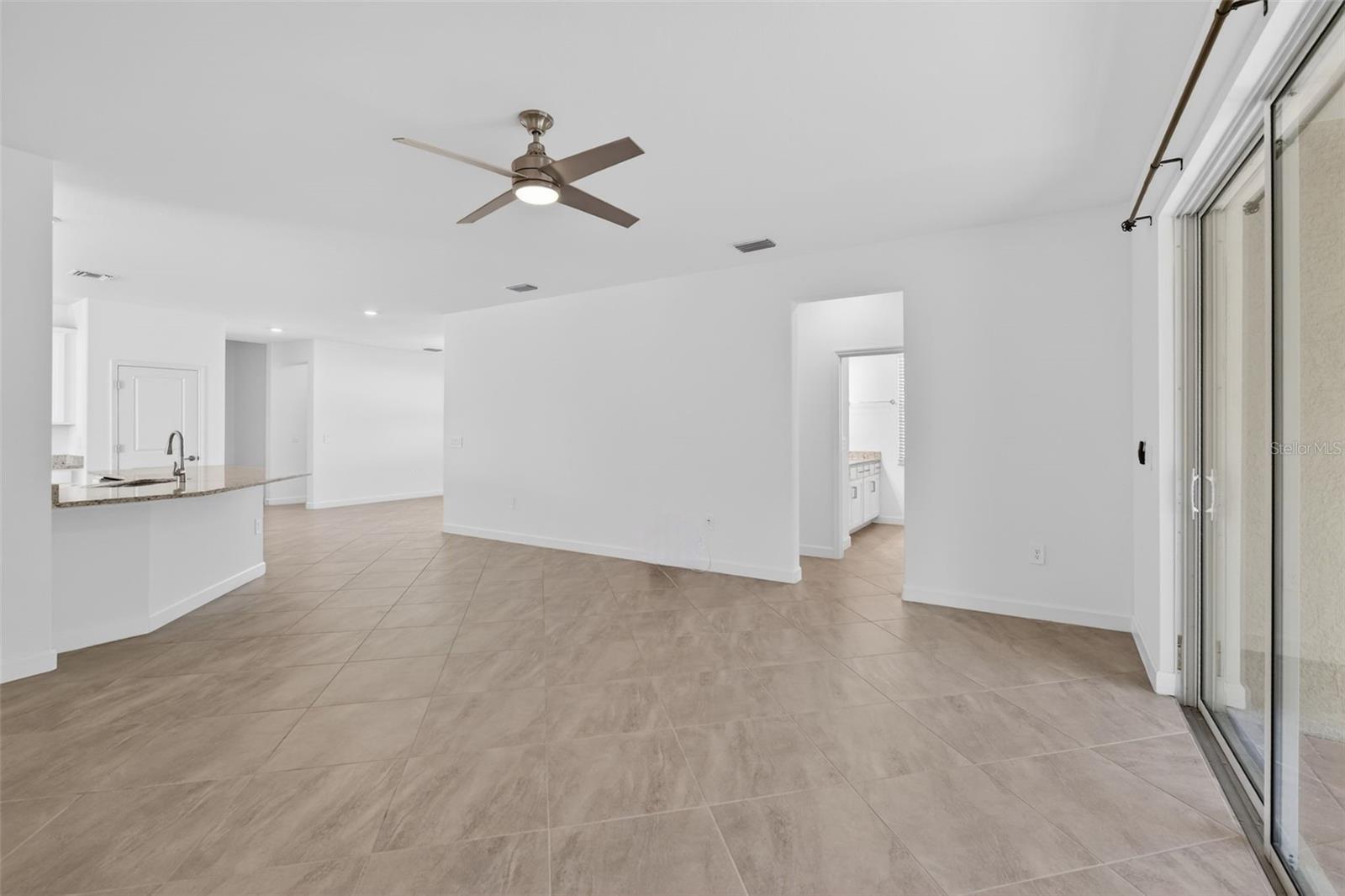 RIVER HALL COUNTRY CLUB PH 2 - Residential